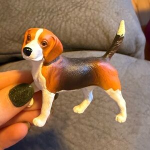 Breyer Beagle Dog